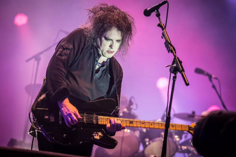 Guardian Critic Invokes the All-Caps Wrath of the Cure’s Robert Smith