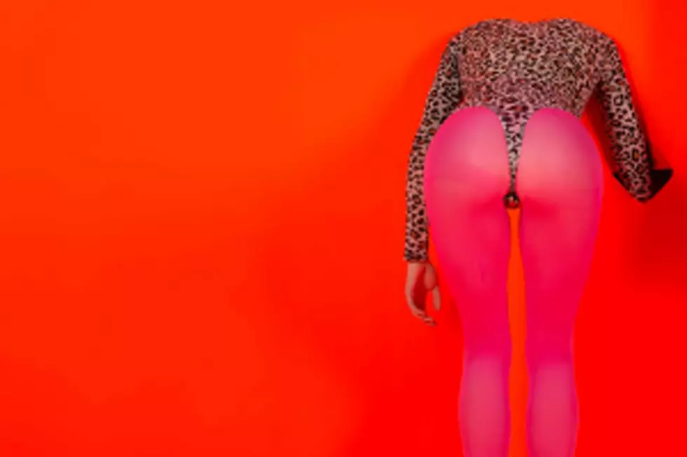 St. Vincent Announces New Album ‘Masseduction’ and Releases Single ‘Los Ageless’